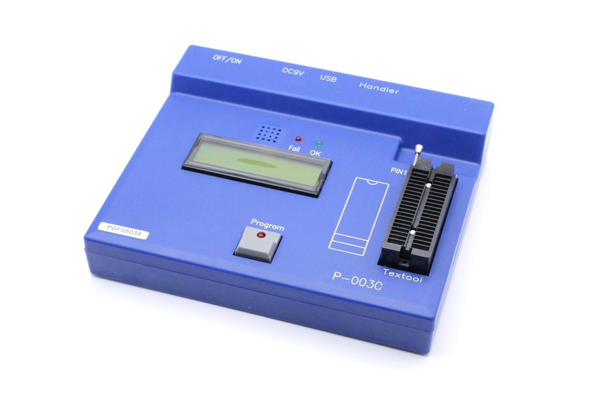 PADAUK 5S-P-003C programmer in blue housing with LCD, programming button and ZIF socket